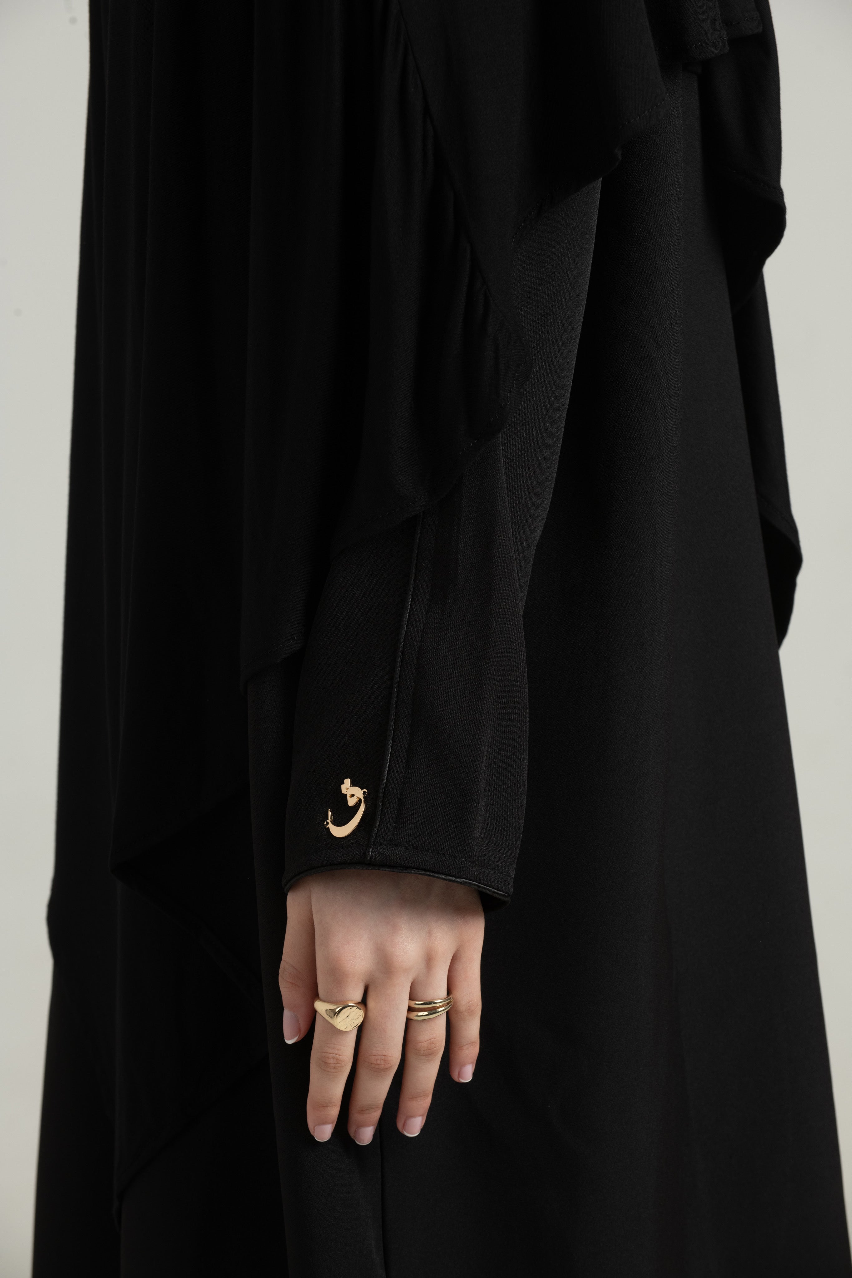 Black Regular Khimar